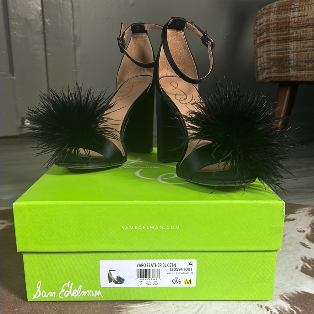 Sam Edelman Yara Feather Black Satin Heel Size 9.5